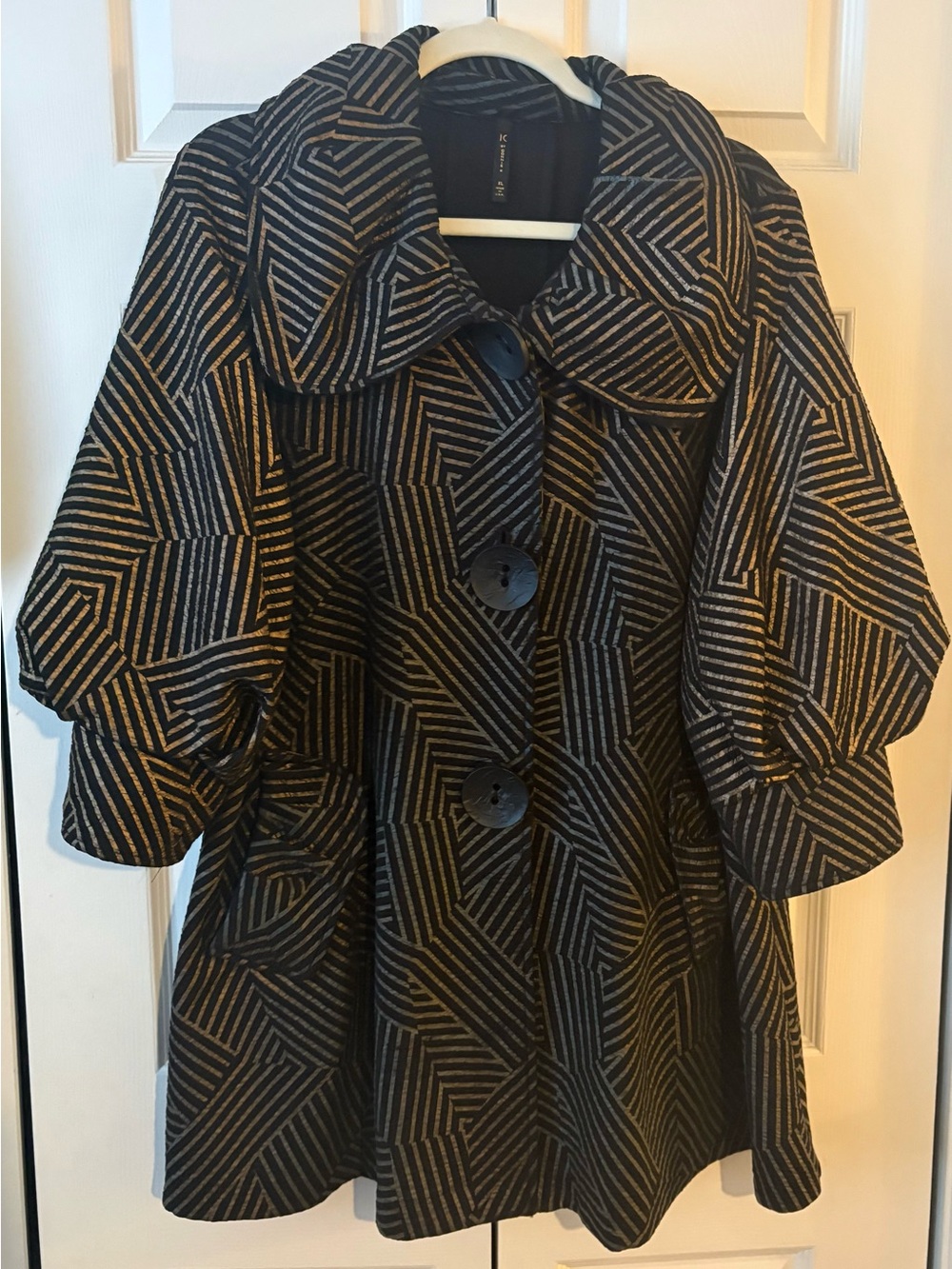 IC Collection By Connie K- Black and Gold Ombré Geometric Button-Front Tunic